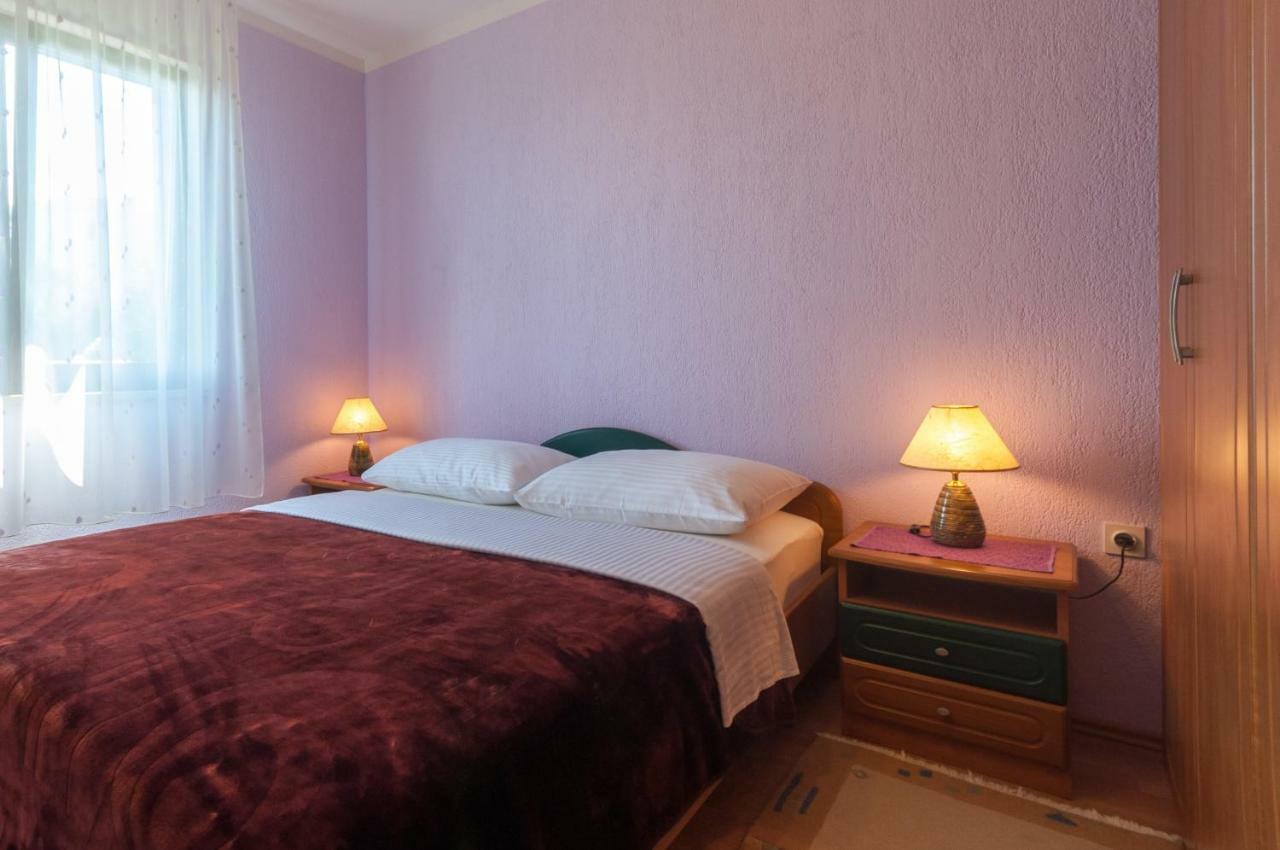 Apartment Sabljak *